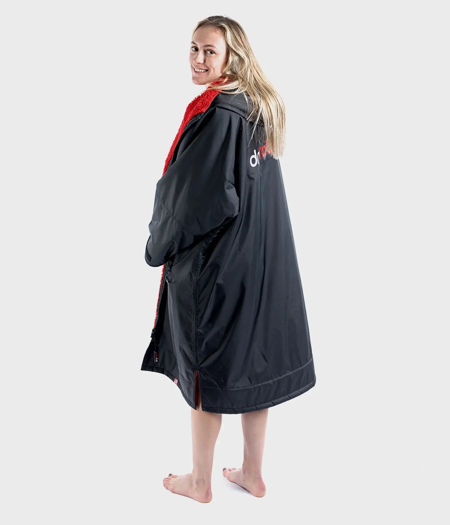 dryrobe Advance Long Sleeve Black Red Medium