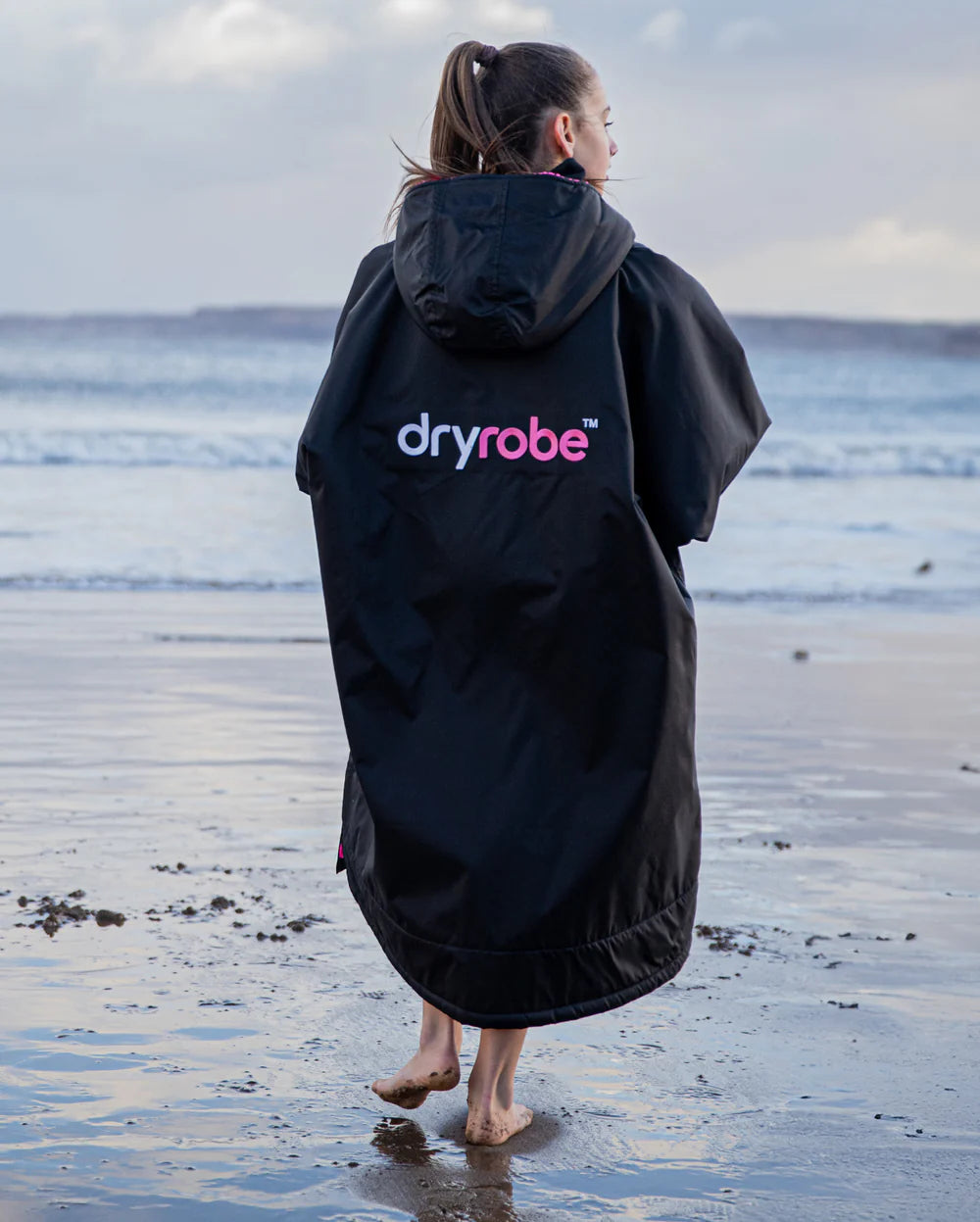 Dryrobe Advance Kids Long Sleeve Black/Pink 10-13