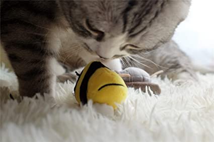 GiGwi Bee Motion Activated Melody Chaser Cat Toy