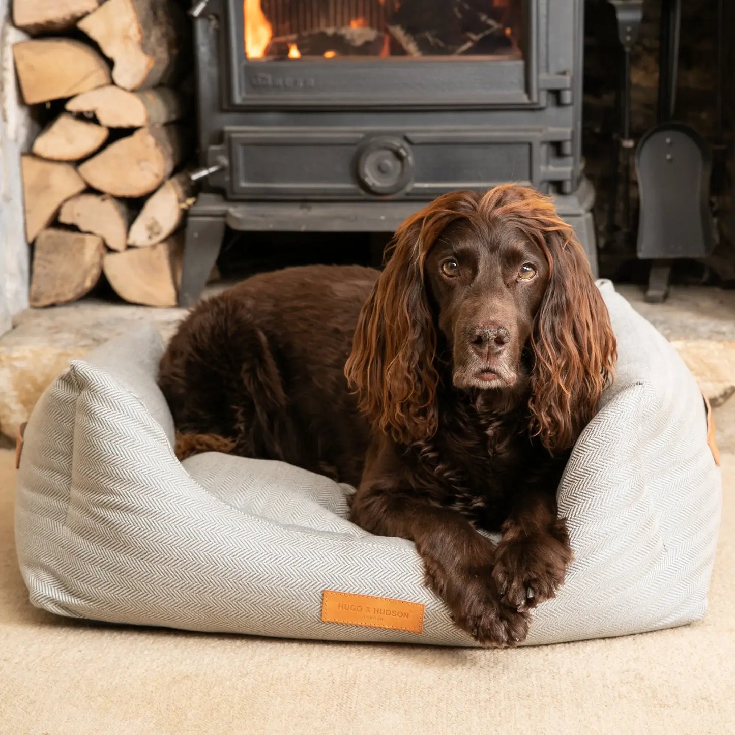 Hugo & Hudson Luxury Grey Herringbone Dog Bed L (85 x 110cm)