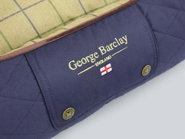 George Barclay Midnight Blue Box Bed (M) 75x60x30cm