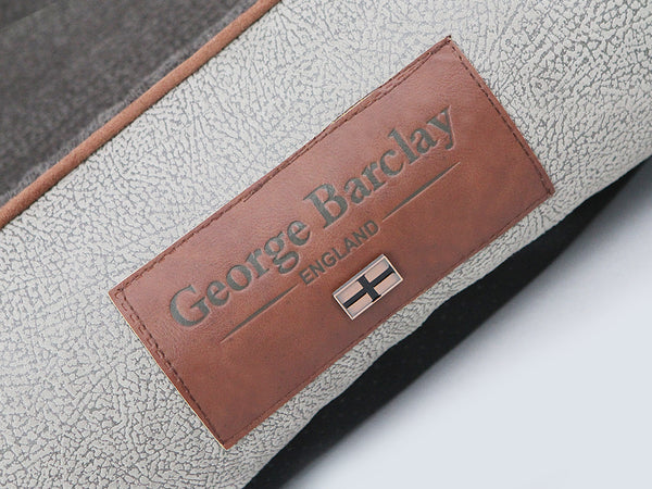 George Barclay Box Bed (M) Taupe / Mocha 75x60x30