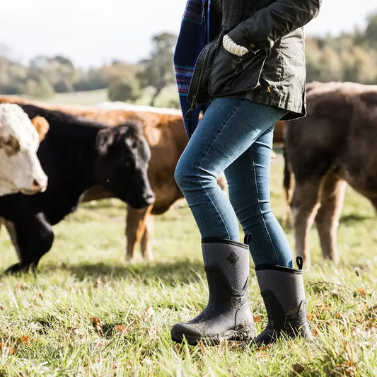 Muck boots for on sale dogs